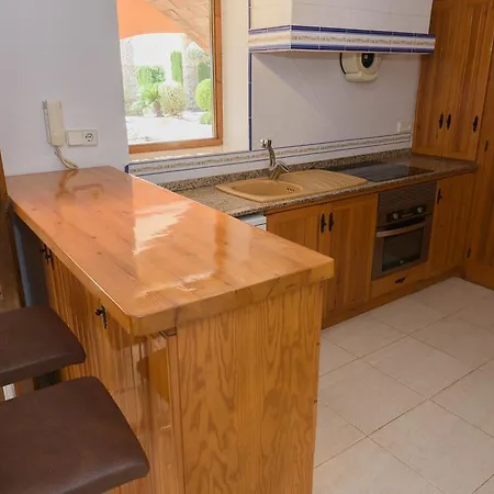 Les Bassetes Villa *